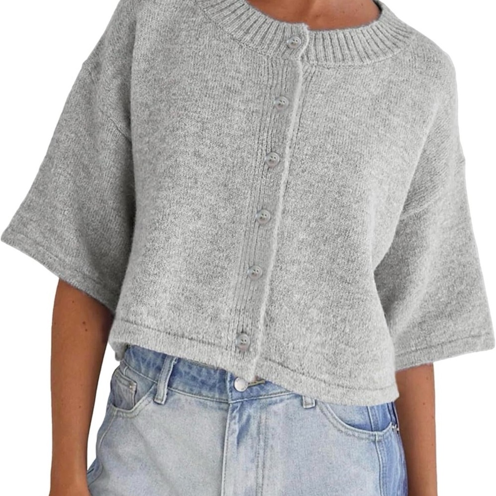 Classic Cropped Button-Front Sweater - Gray
